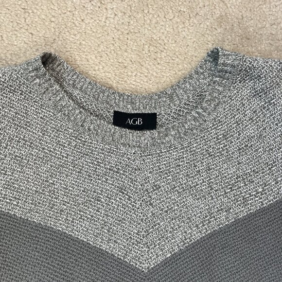 AGB Sweater Knit Chevron Stripe High Low Hem Gray Black Ombre Size XLarge Winter - Picture 8 of 8